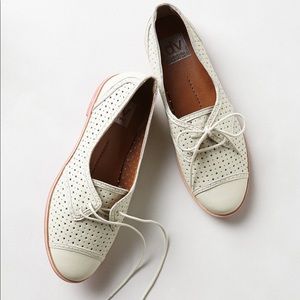 Dolce Vita Marvin Oxfords - In Bone color Sz 7.5